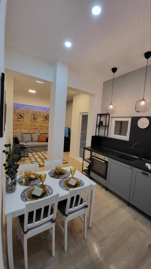 Cs14 Silver Apartment Budapest Esterno foto
